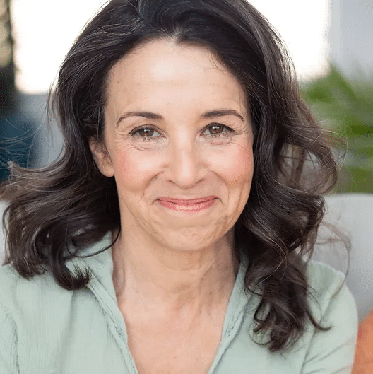 jennie fahn headshot